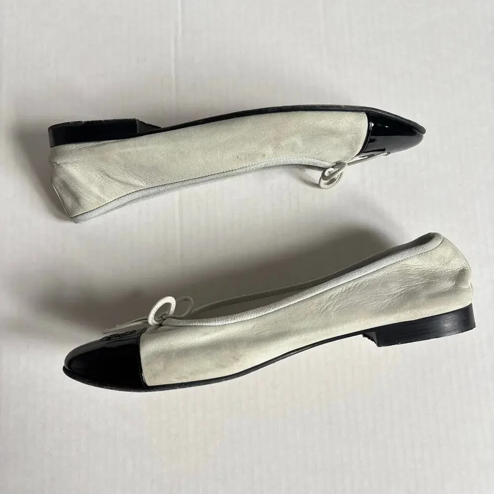 Chanel Cap Toe CC Logo Ballet Flats Gray Black Patent Leather Shoes Size EU 41